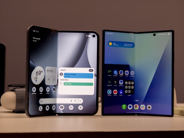 Samsung запатентовал самовосстанавливающуюся камеру и сканер отпечатков для складных смартфонов